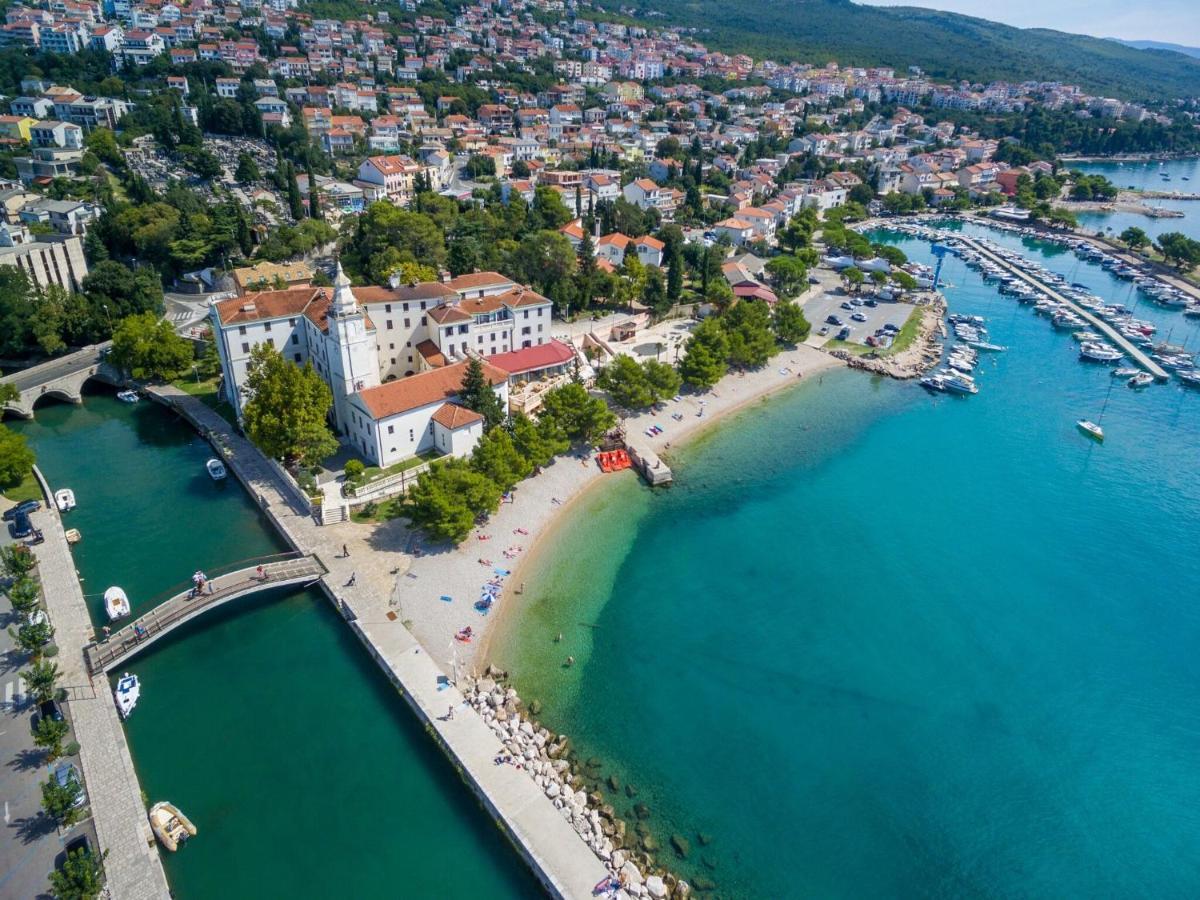 Apartment Mladen Crikvenica Exterior foto
